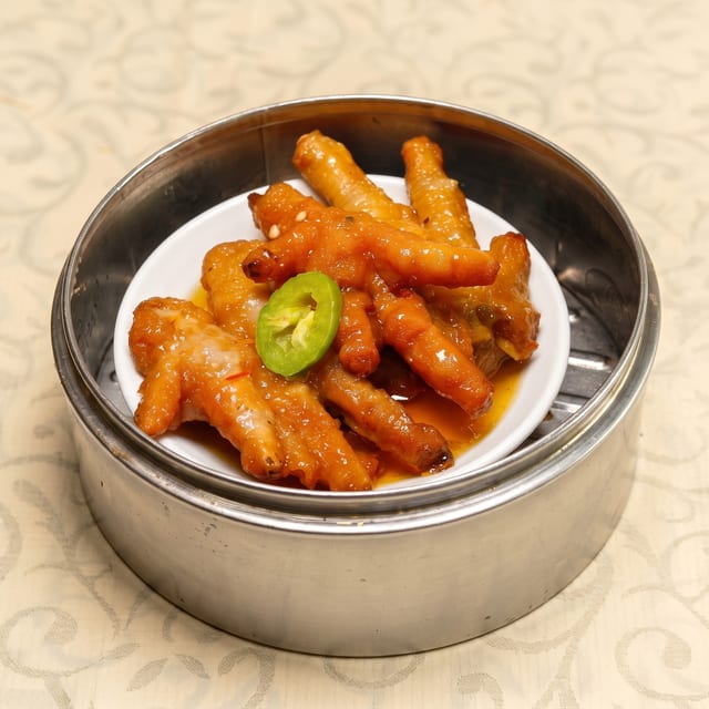 豉汁蒸鳯爪 L - [Steamed Chicken Feet with Black Bean Sauce].